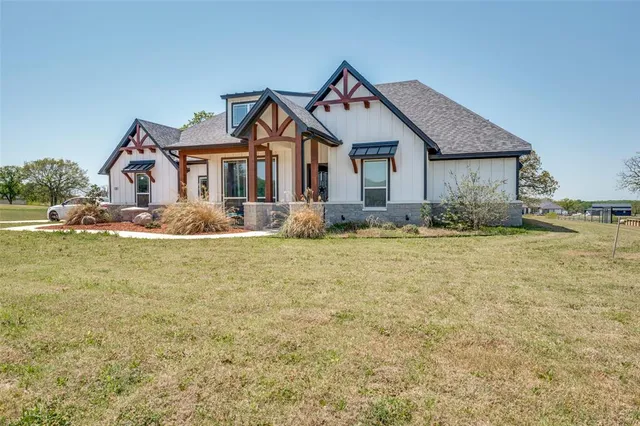 a front view of house with yard