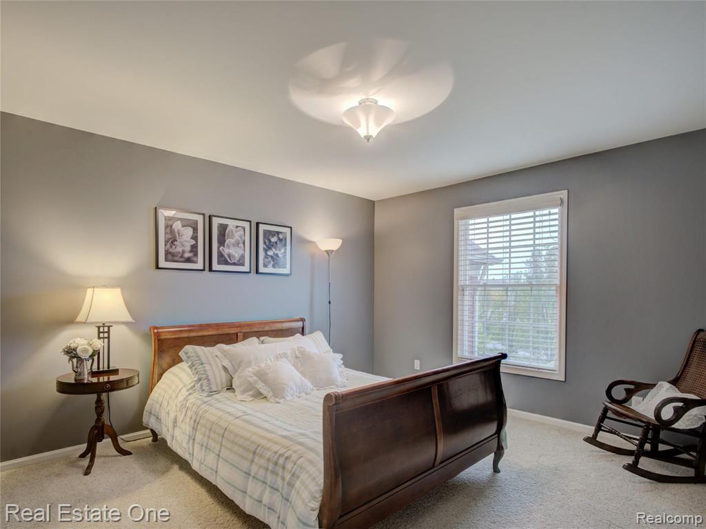 2400 Andover Boulevard Rochester, MI 48306 - Photo 32 of 48