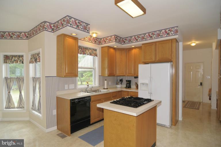 8041 Murphy Road Fulton, MD 20759 - Photo 14 of 24 Kitchen