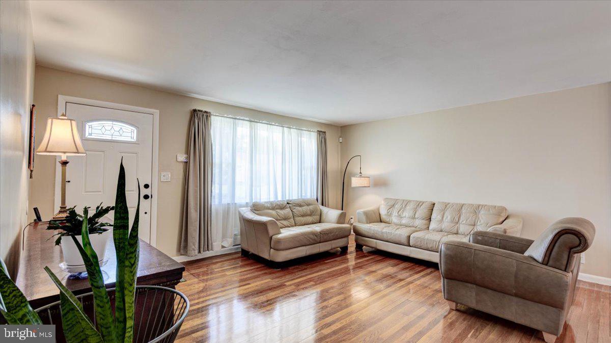 9116 Bengal Road Randallstown, MD 21133 - Photo 4 of 27 Gallery Image 4
