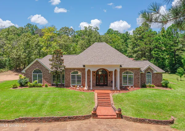 $415,000 | 120 Midway Estates Drive, Terry, MS 39170