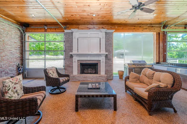 $415,000 | 120 Midway Estates Drive, Terry, MS 39170