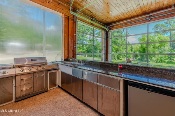 $415,000 | 120 Midway Estates Drive, Terry, MS 39170