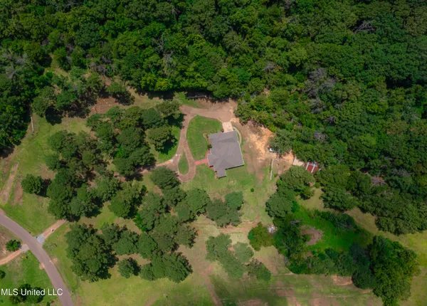 $415,000 | 120 Midway Estates Drive, Terry, MS 39170