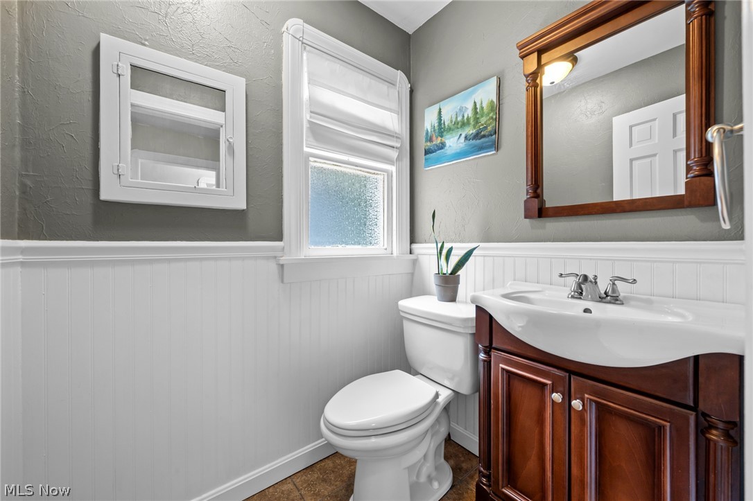 26707 Normandy Road Bay Village, OH 44140 - Photo 15 of 34 Gallery Image 15