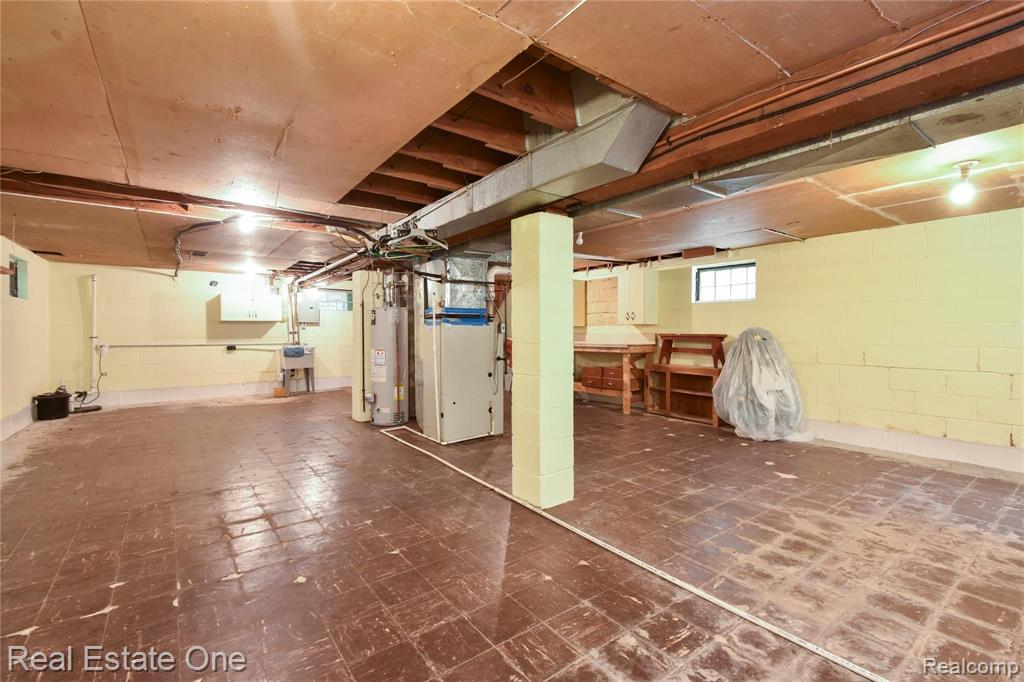 2555 South Livernois Road Rochester Hills, MI 48307 - Photo 11 of 17