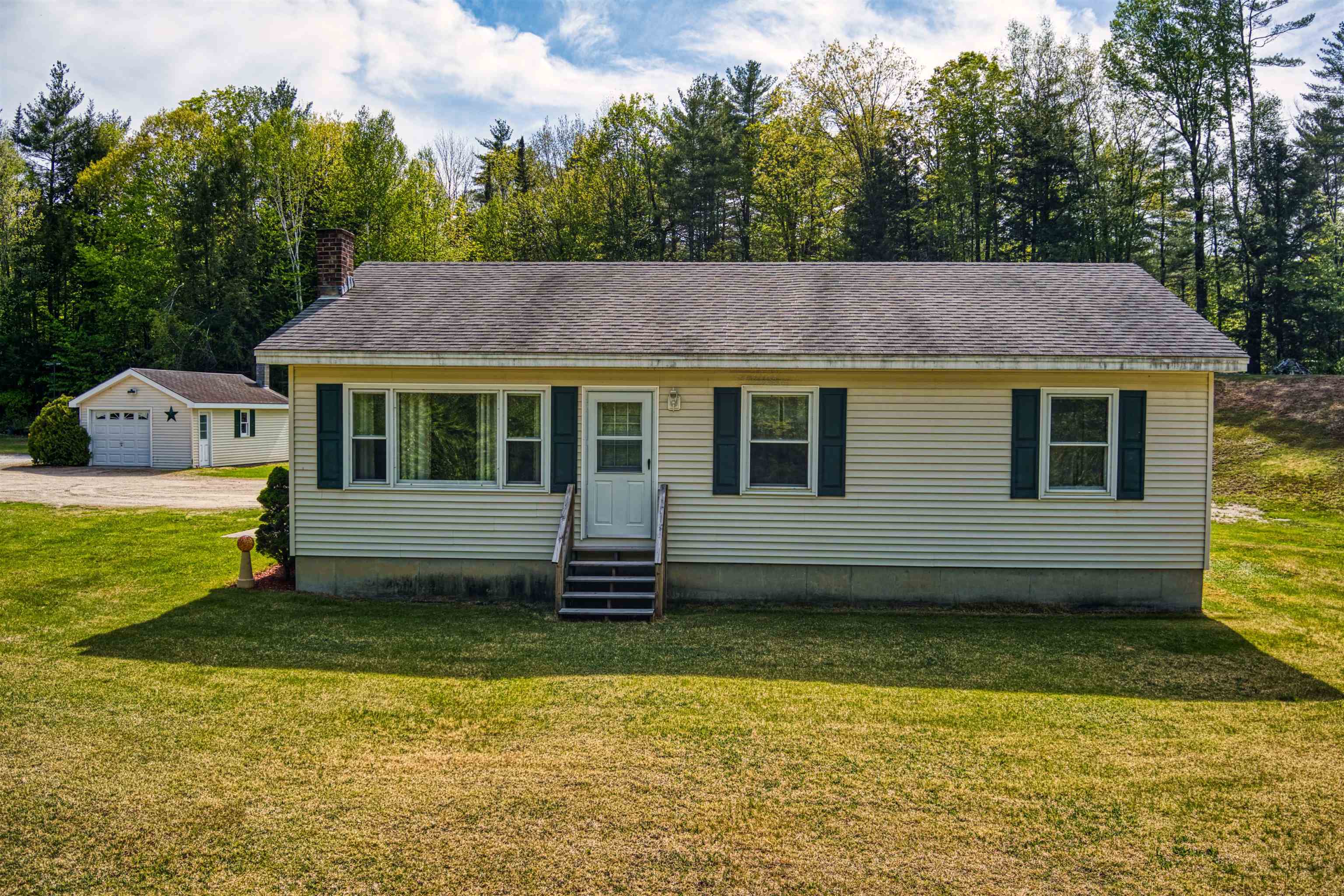 57 Cutts Road Newport, NH 03773 - Photo 2 of 21