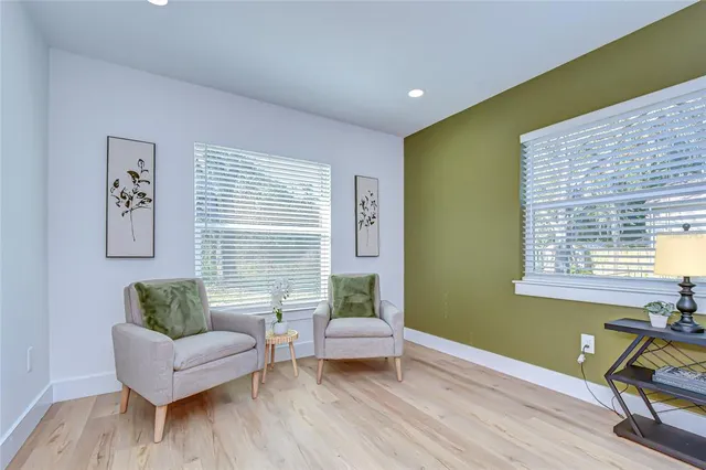 $545,000 | 909 Lake Charles Circle, Lutz, FL 33548