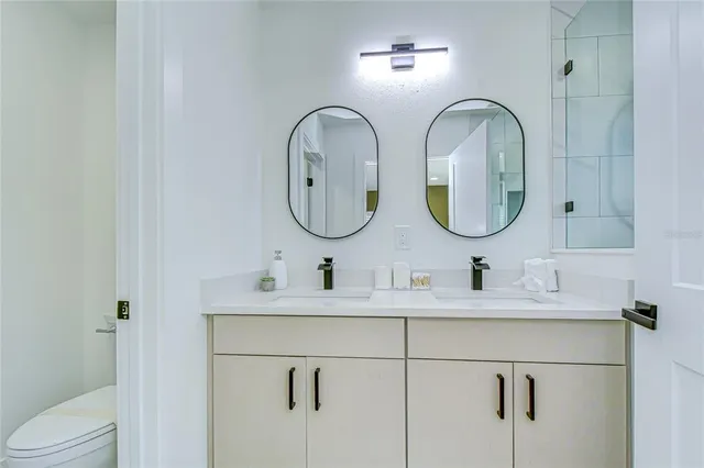 $545,000 | 909 Lake Charles Circle, Lutz, FL 33548