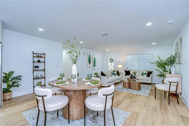 $545,000 | 909 Lake Charles Circle, Lutz, FL 33548