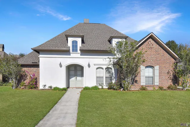 $349,000 | 37510 Dutchtown Crossing Avenue, Gonzales, LA 70737