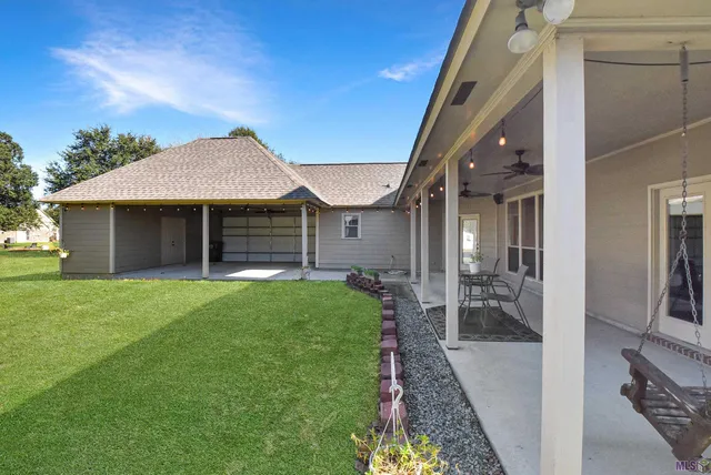 $349,000 | 37510 Dutchtown Crossing Avenue, Gonzales, LA 70737