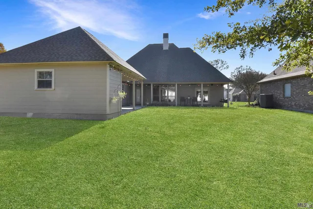 $349,000 | 37510 Dutchtown Crossing Avenue, Gonzales, LA 70737