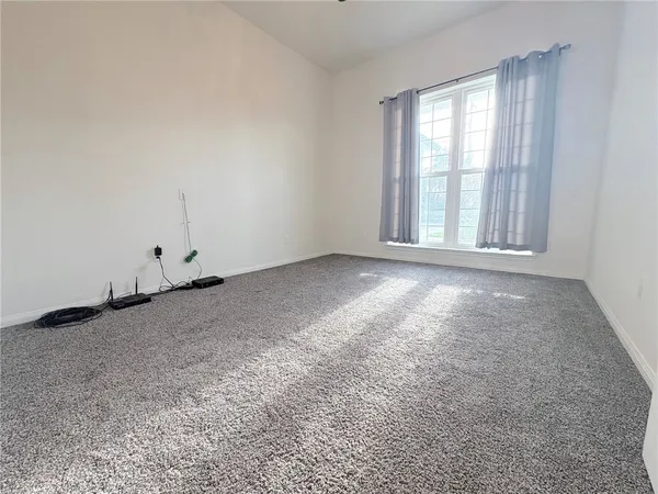 $1,800 | 313 South 6th Street, Kenedy, TX 78119