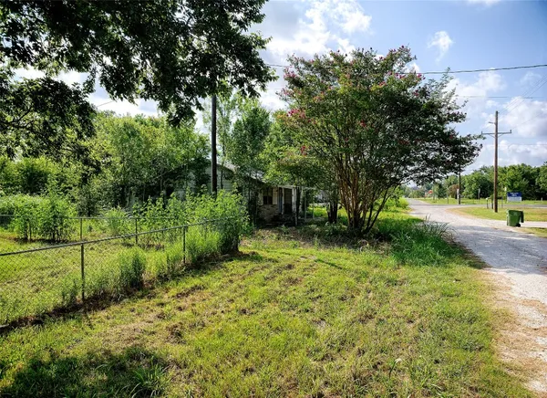 $135,000 | 9848 Edward Avenue, Richards, TX 77873