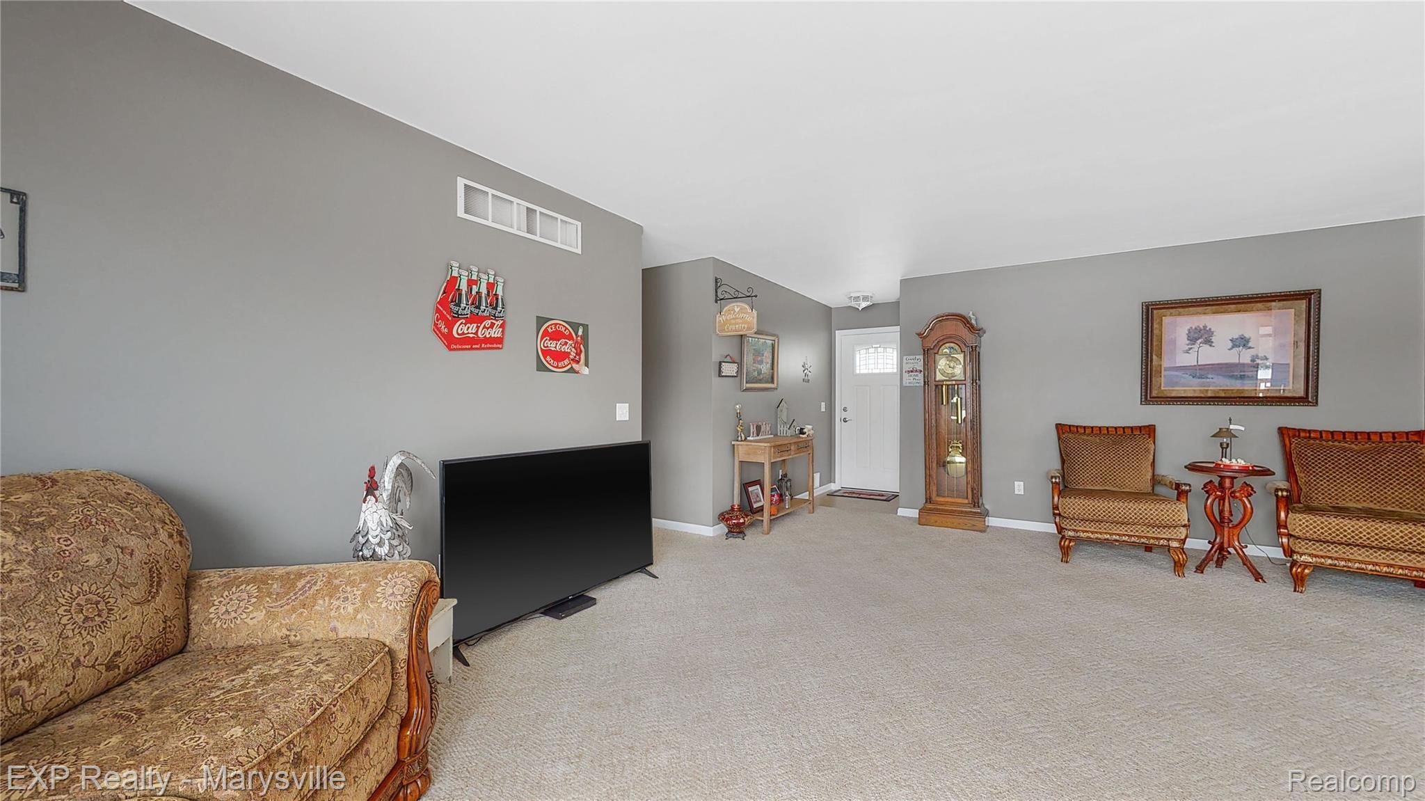8678 Wildcat Road Jeddo, MI 48032 - Photo 32 of 36 E915148.jpg