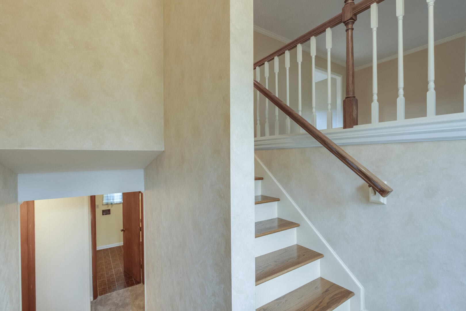 517 Gibbs Ferry Road Clinton, TN 37716 - Photo 23 of 36 a view of entryway