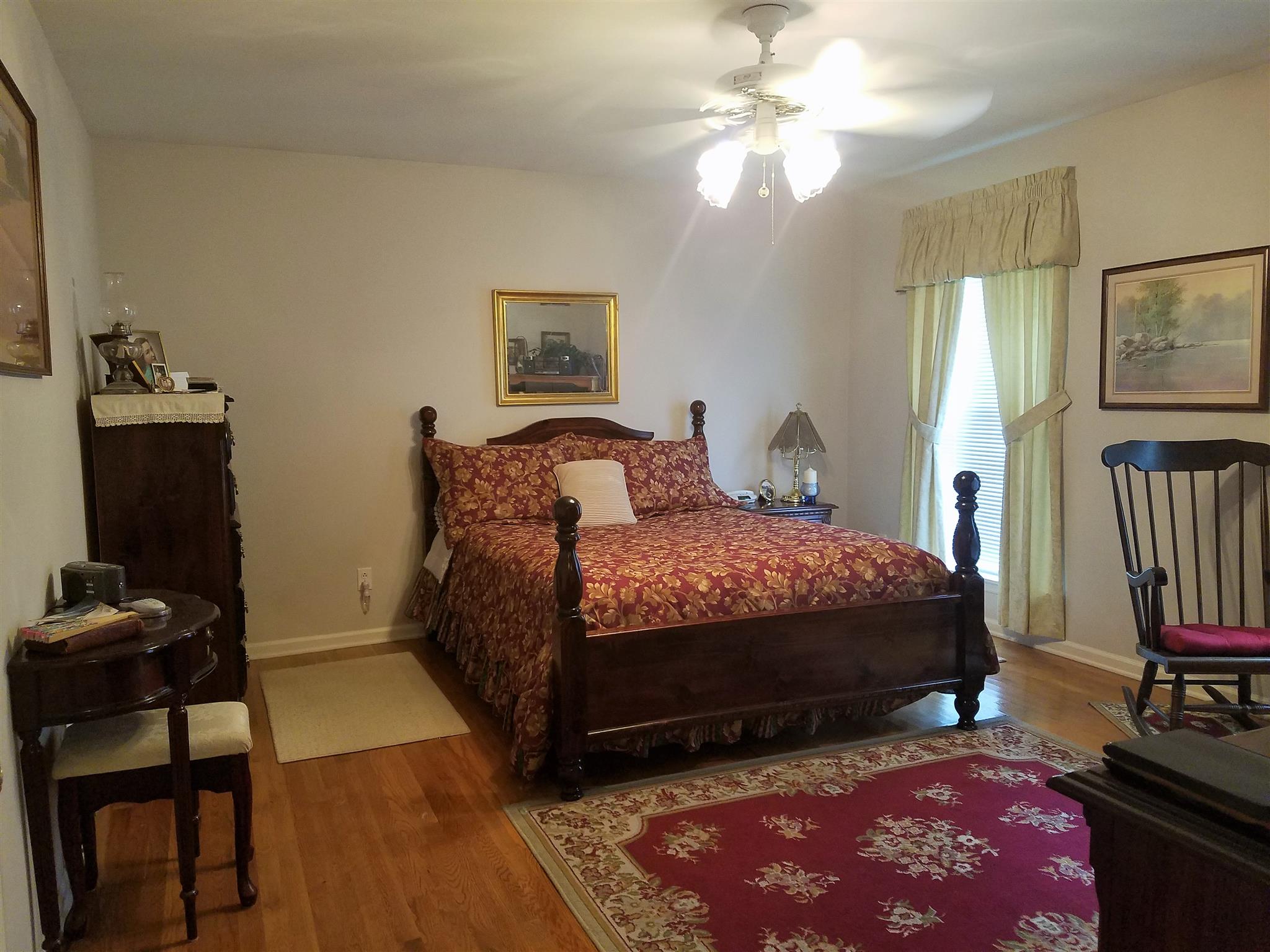 346 Petty Road Manchester, TN 37355 - Photo 11 of 30 The Master Suite is Spacious and Bright with Room for a King Size Bed.