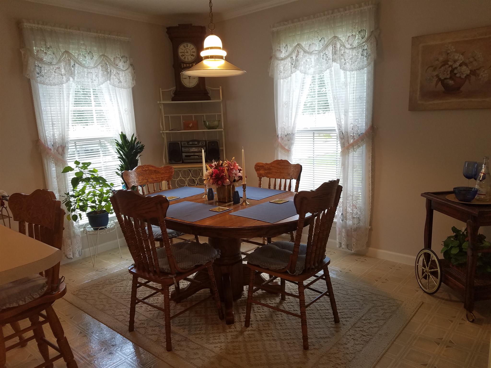 346 Petty Road Manchester, TN 37355 - Photo 8 of 30 And Then There is the Breakfast Nook Large Enough for a Full Dining Table.