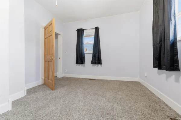 $122,000 | 114 East Orange Street, Winchester, IN 47394