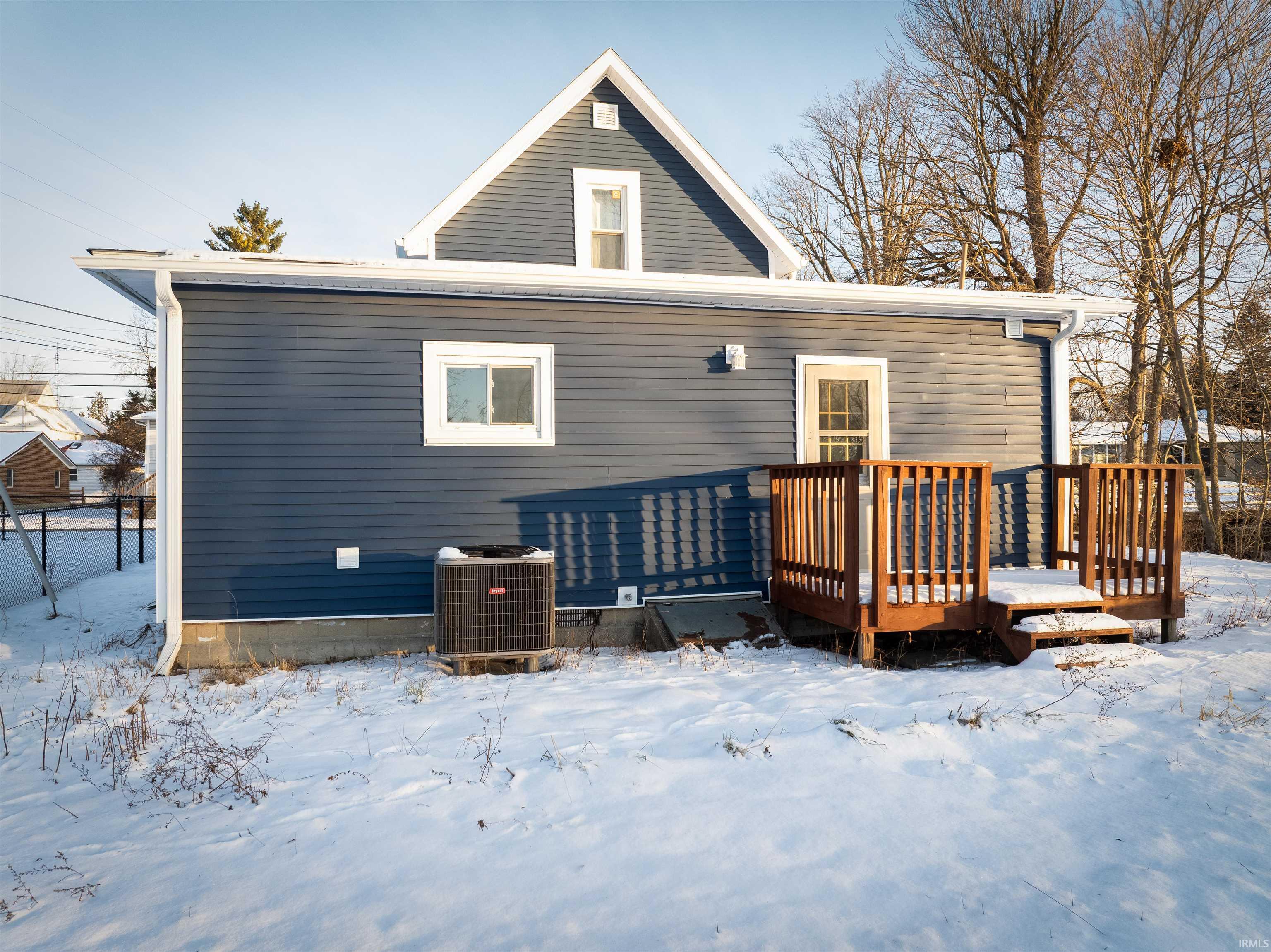 114 East Orange Street Winchester, IN 47394 - Photo 6 of 24