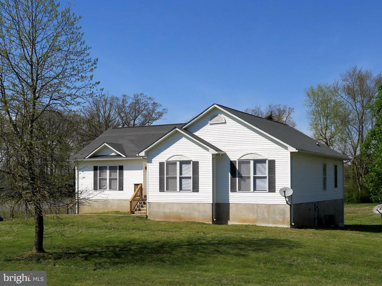 24001 Batna Road Lignum, VA 22726 - Photo 5 of 17 Great One-Level Living