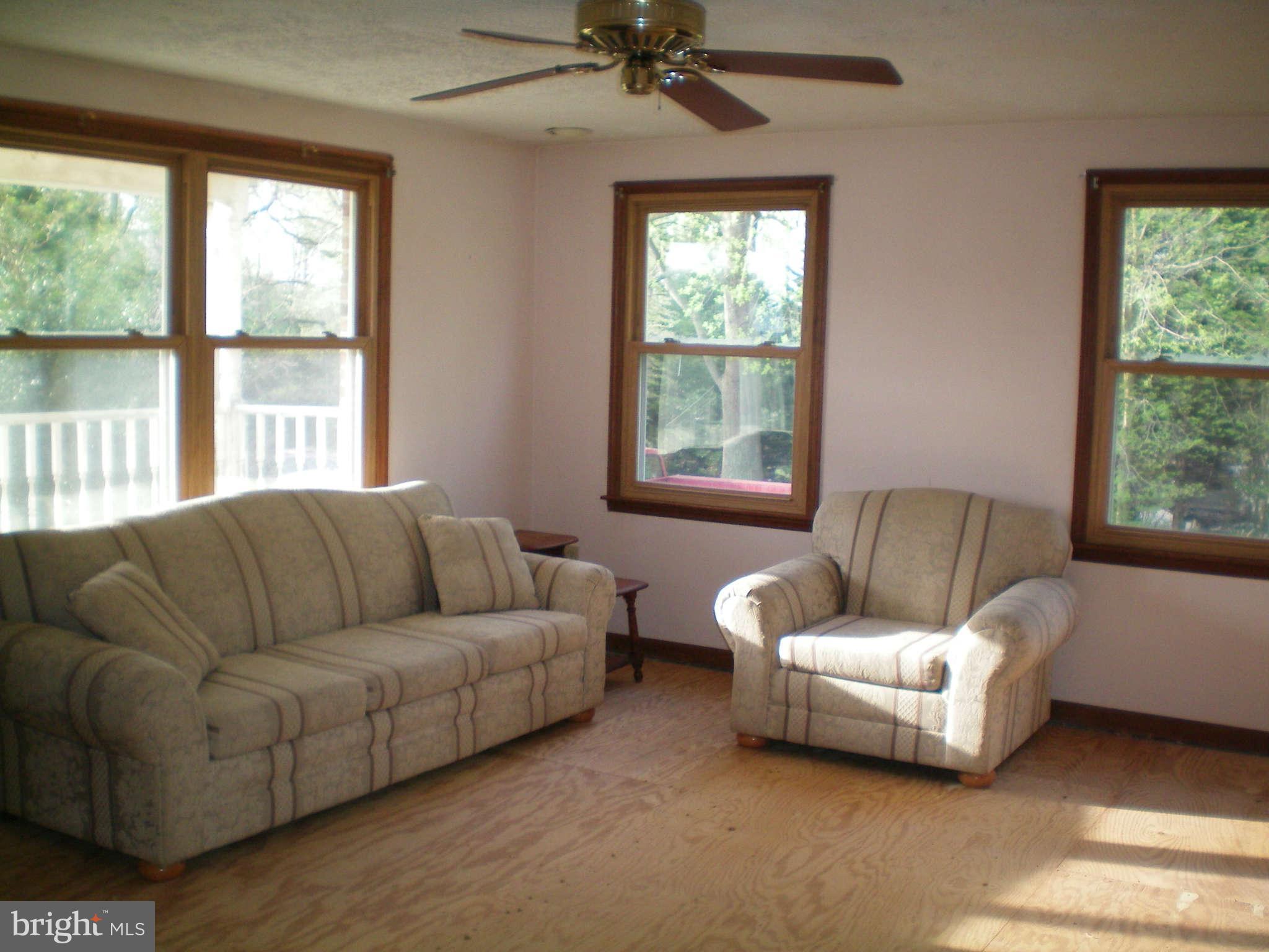 6968 Prout Road Friendship, MD 20758 - Photo 5 of 24 Living Room
