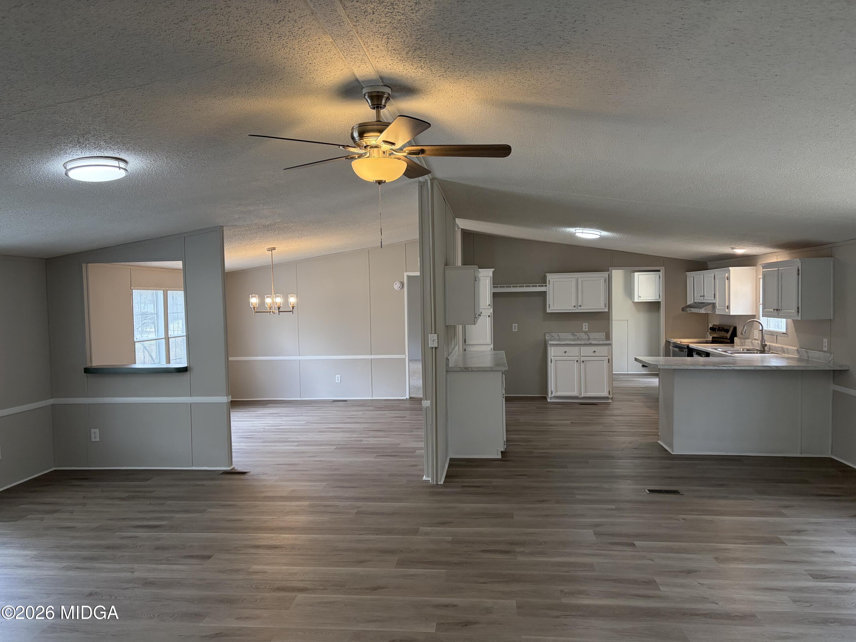 643 Pine Cone Road Dublin, GA 31021 - Photo 5 of 30 IMG_2414