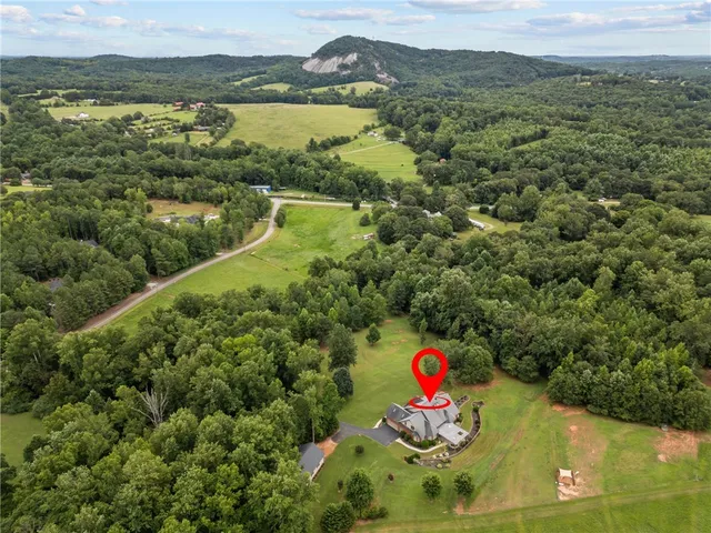 $900,000 | 185 Meadow Brook Lane, Pickens, SC 29671