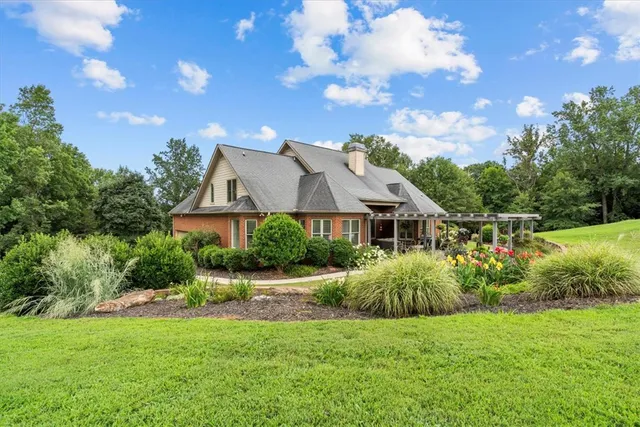 $900,000 | 185 Meadow Brook Lane, Pickens, SC 29671