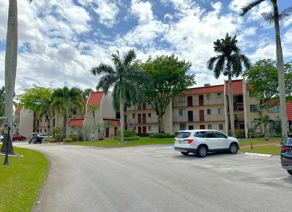 $2,350 | Undisclosed Address, Lake Worth, FL 33467