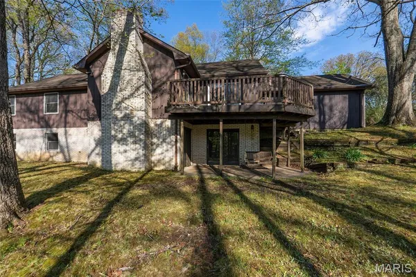 $300,000 | 3231 Lakewood Drive, Cape Girardeau, MO 63701