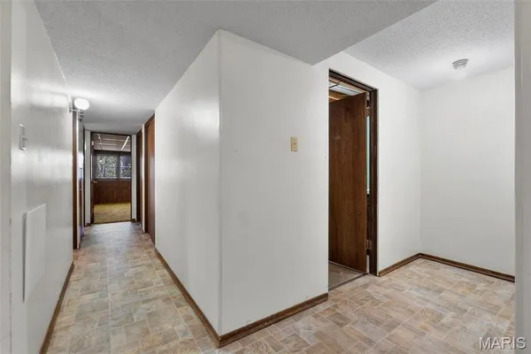 $300,000 | 3231 Lakewood Drive, Cape Girardeau, MO 63701