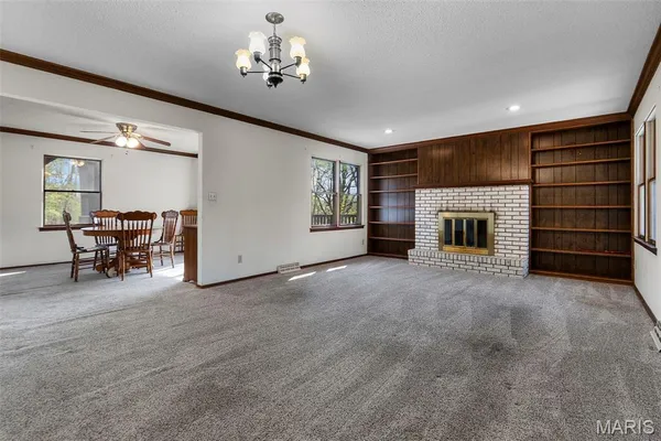 $300,000 | 3231 Lakewood Drive, Cape Girardeau, MO 63701