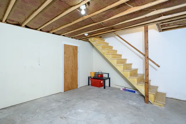 $1,500 | 252 Harrisville Road, Unit E, Woodstock, CT 06281