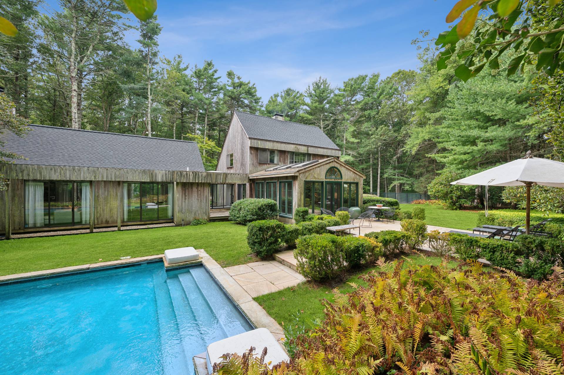 5 White Pine Road East Hampton, NY 11937 - Photo 29 of 33 Gallery Image 29