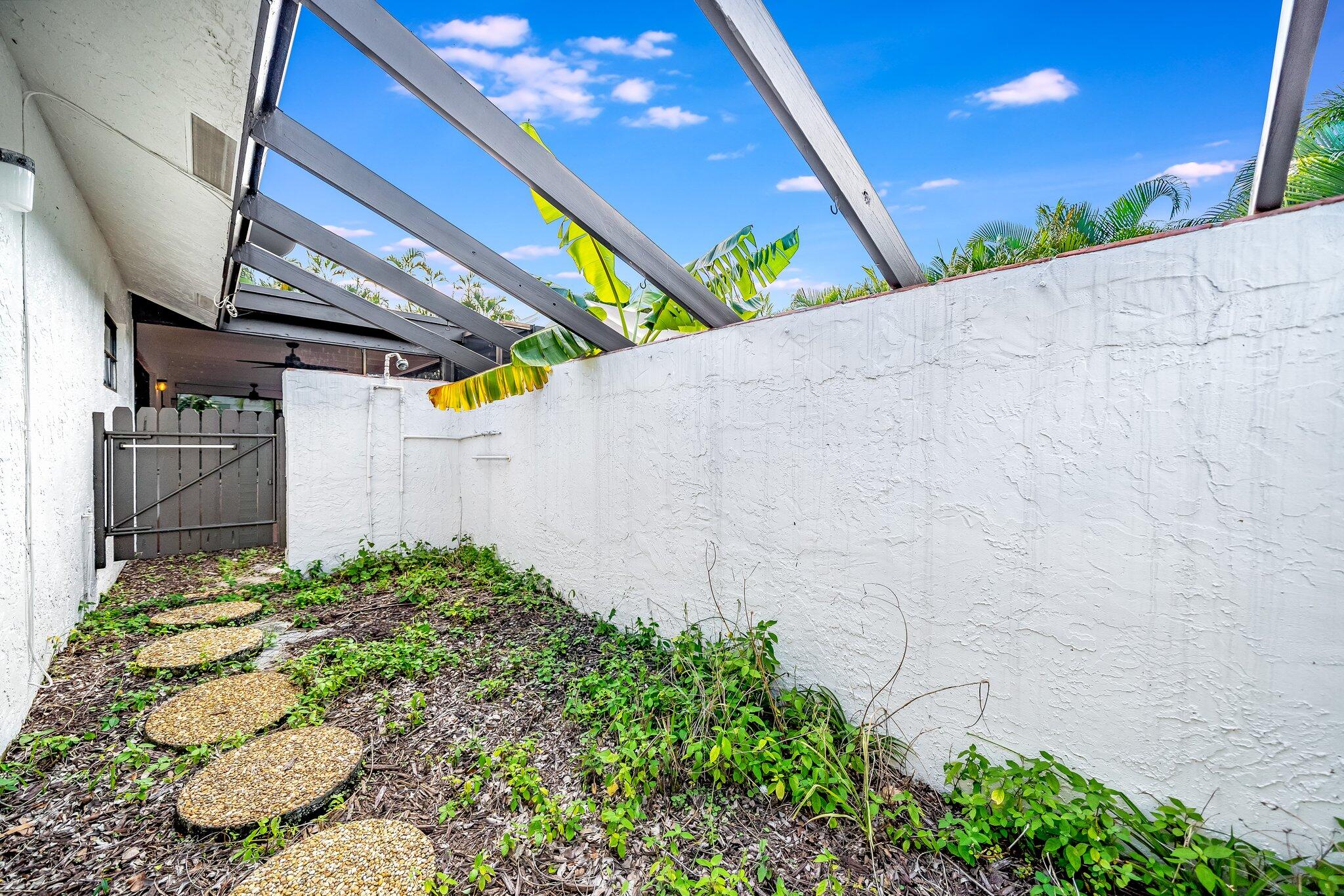 17725 Briar Patch Trail Boca Raton, FL 33487 - Photo 29 of 46 41-web-or-mls-JOY06303