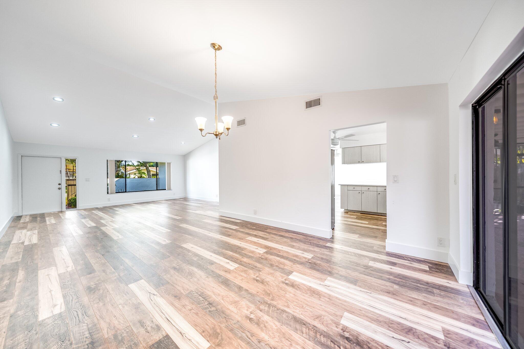 17725 Briar Patch Trail Boca Raton, FL 33487 - Photo 4 of 46 21-web-or-mls-JOY06234