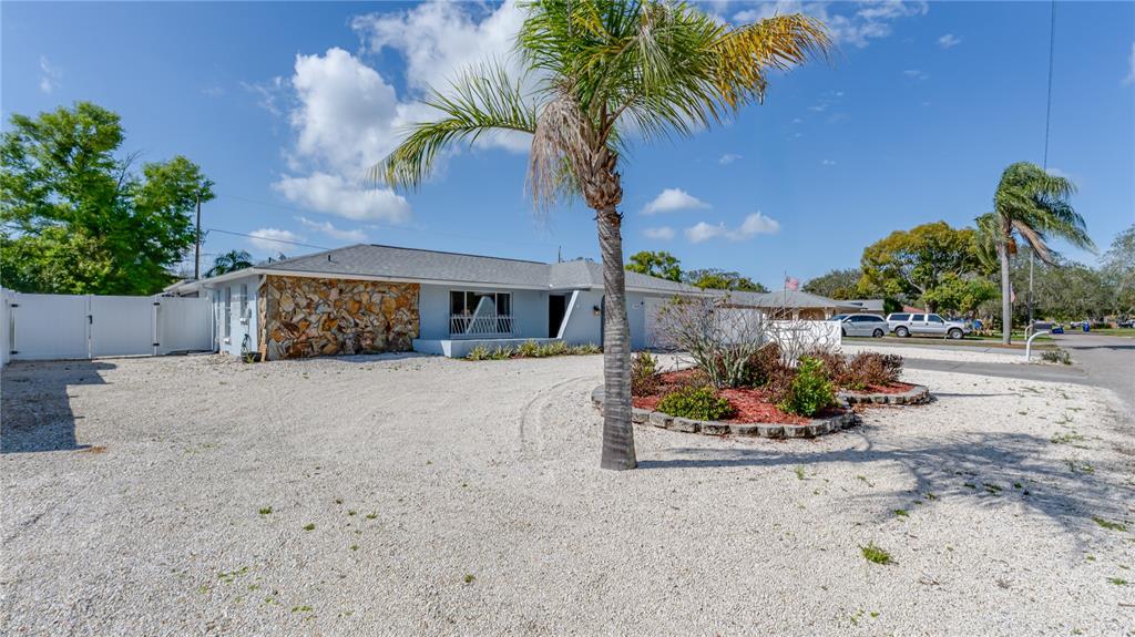 5844 Riddle Road Holiday, FL 34690 - Photo 2 of 24