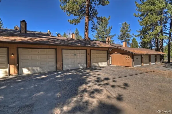 $479,000 | 569 Summit Boulevard, Unit 6, Big Bear Lake, CA 92315