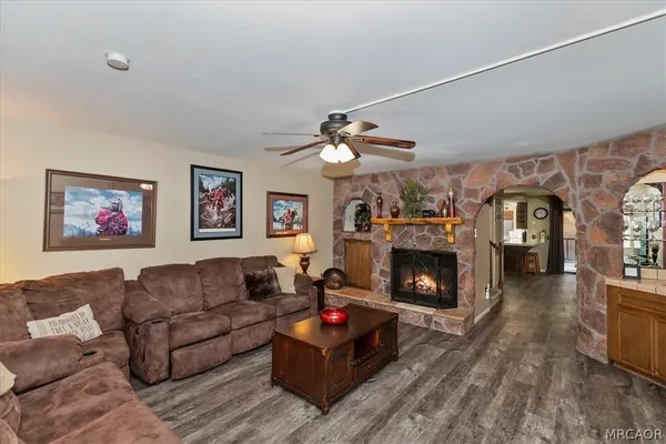 $479,000 | 569 Summit Boulevard, Unit 6, Big Bear Lake, CA 92315