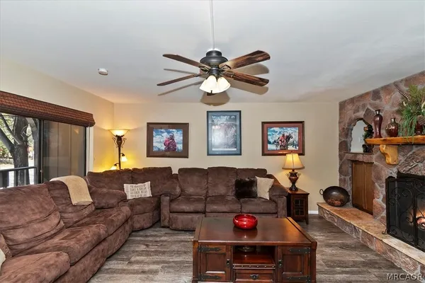 $479,000 | 569 Summit Boulevard, Unit 6, Big Bear Lake, CA 92315