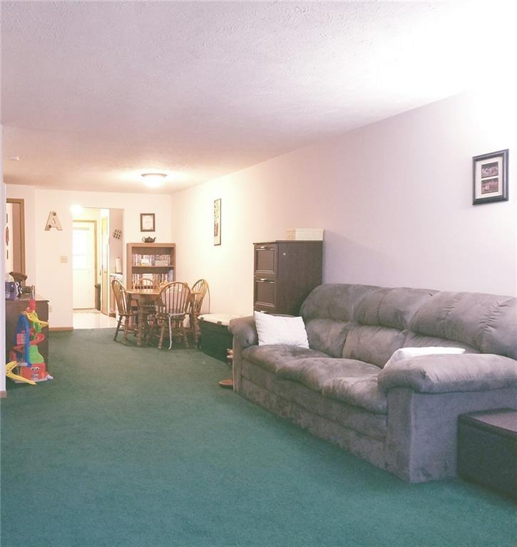 4260 Midfield Street, Unit 11 Springfield, OH 45503 - Photo 3 of 11