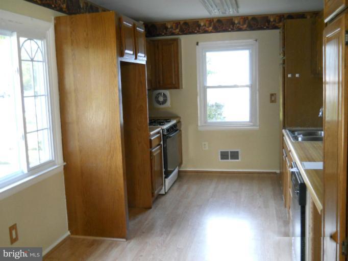 313 Janet Road Reisterstown, MD 21136 - Photo 12 of 22 Kitchen-photo one