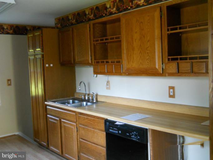 313 Janet Road Reisterstown, MD 21136 - Photo 13 of 22 Kitchen-photo two
