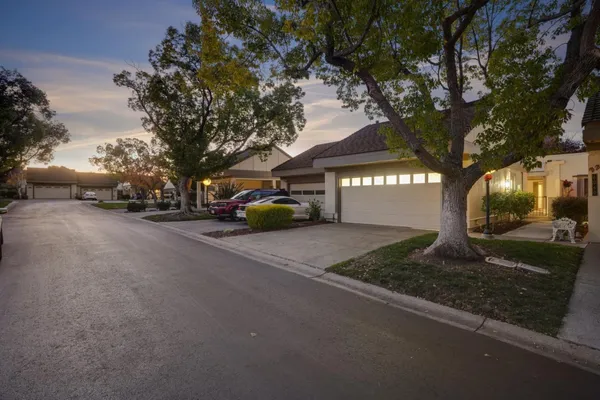 $749,888 | 6041 Montgomery Bend, San Jose, CA 95135