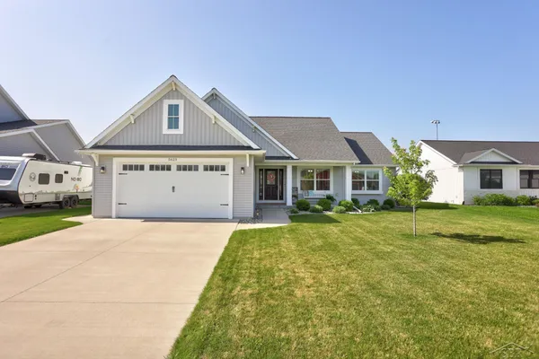 $499,900 | 5623 Stone Briar Lane, Freeland, MI 48623