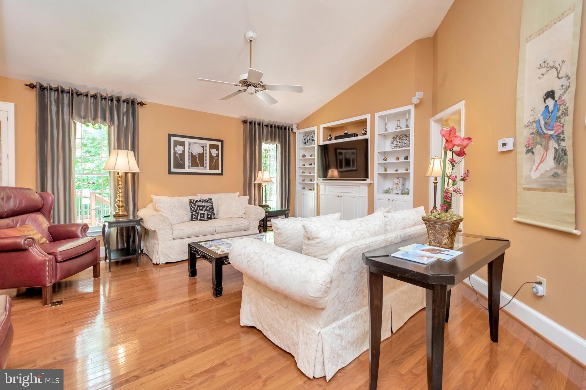 103 Monument Road Locust Grove, VA 22508 - Photo 5 of 30 Gleaming hardwood floors