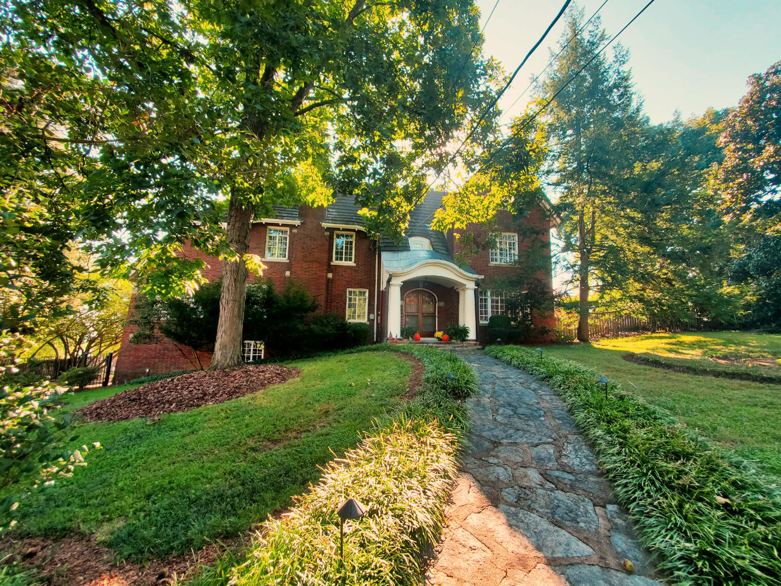 36 South Crest Road Chattanooga, TN 37404 - Photo 2 of 100 Morning front 2