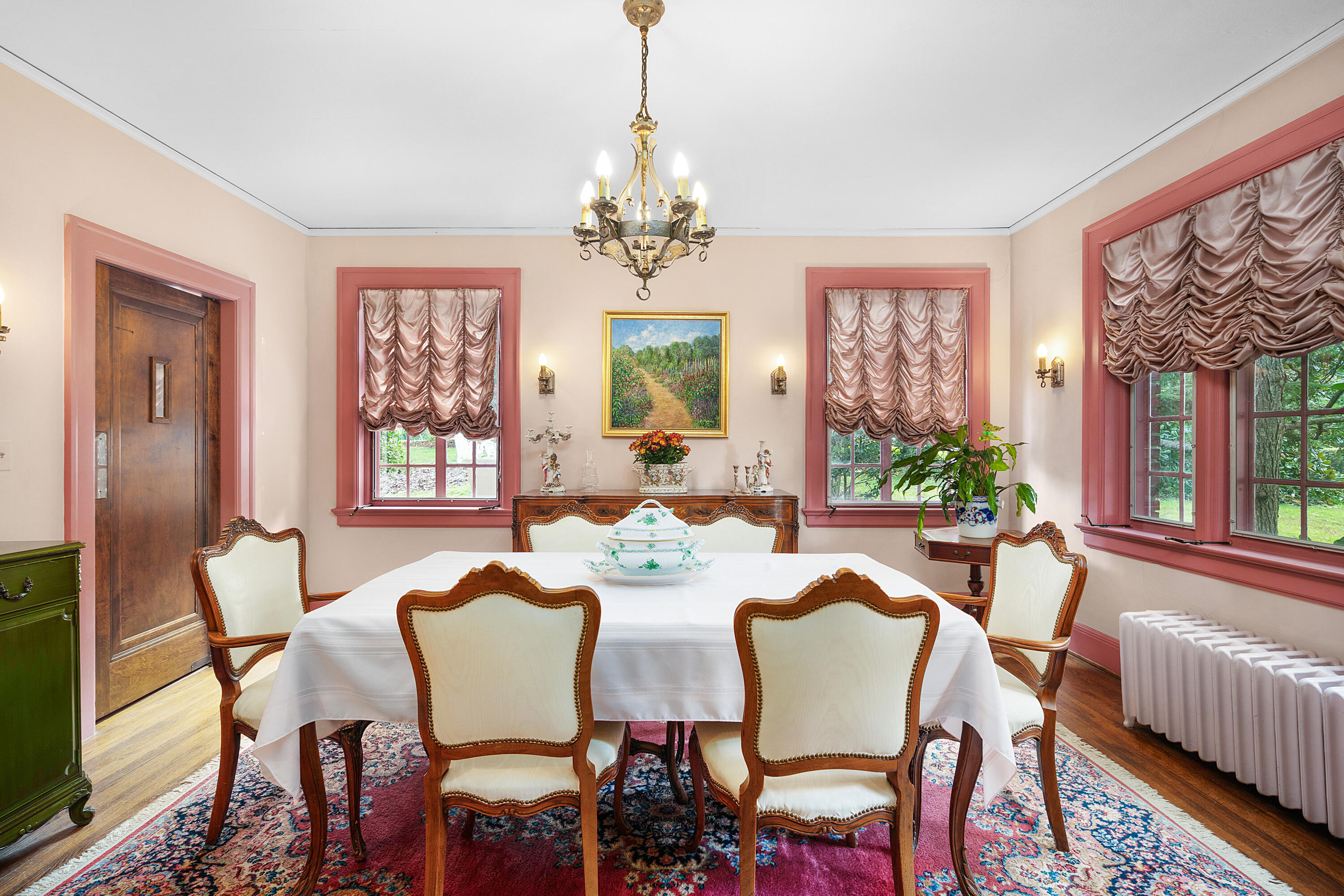 36 South Crest Road Chattanooga, TN 37404 - Photo 18 of 100 10. Dining Room